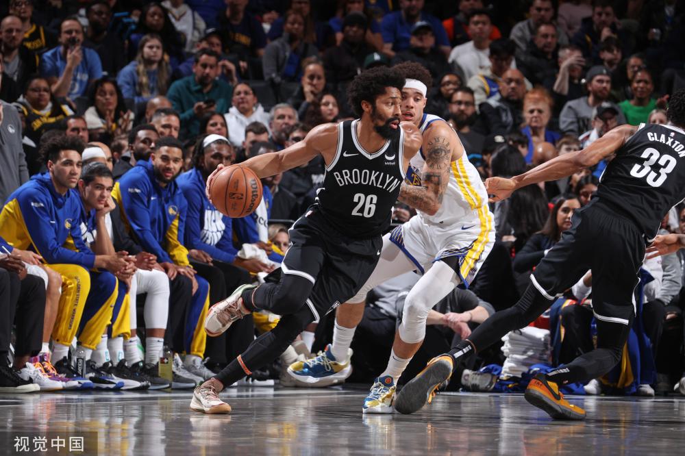 放异彩的球 放异彩的球