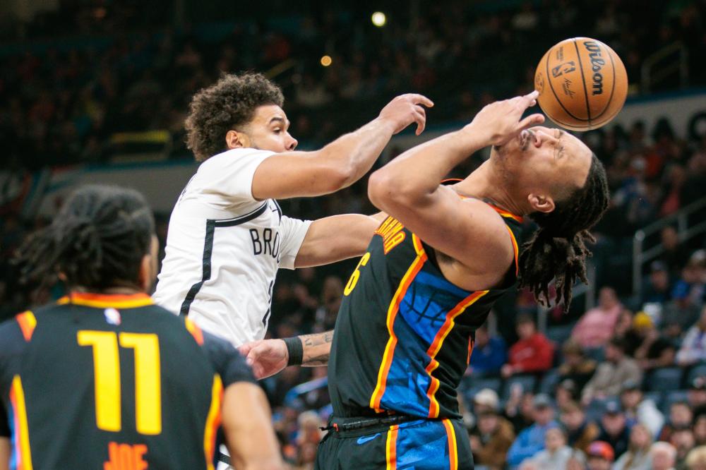 他像是一位 他像是一位