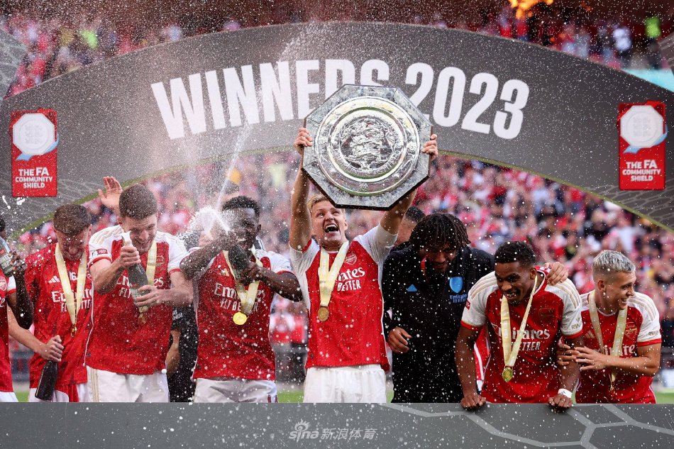 雷斯一样 雷斯一样